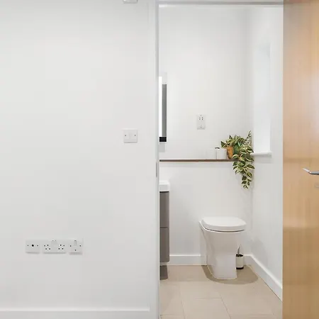 Spacious Clapham Apartments London Exterior photo