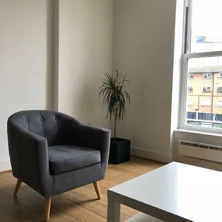 Spacious Clapham Apartments London Exterior photo